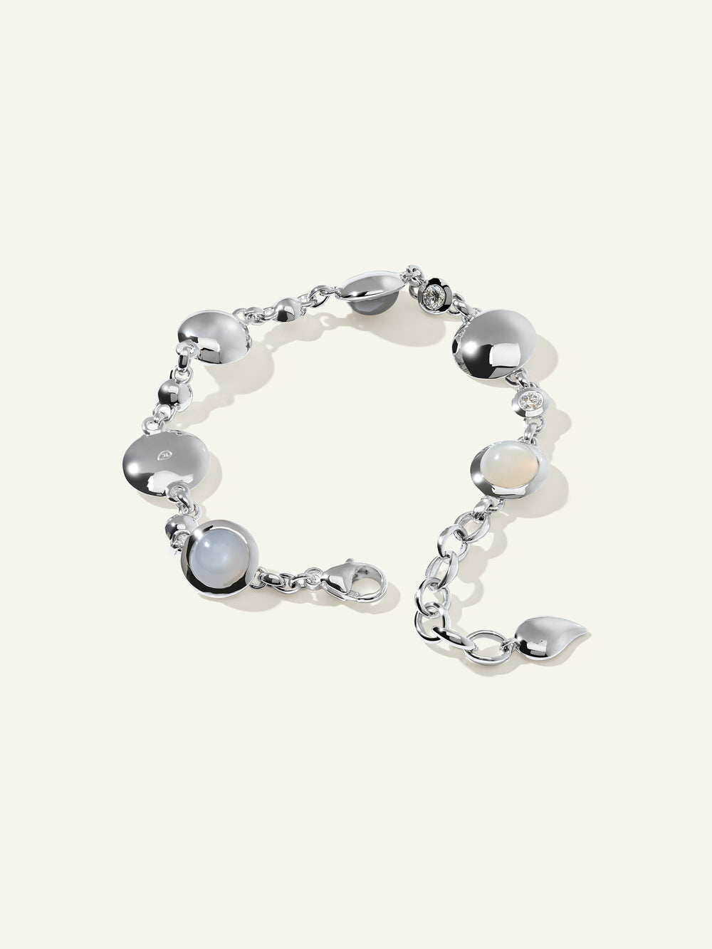 BOUTON Bracelet in 'Cashmere' with White Diamonds