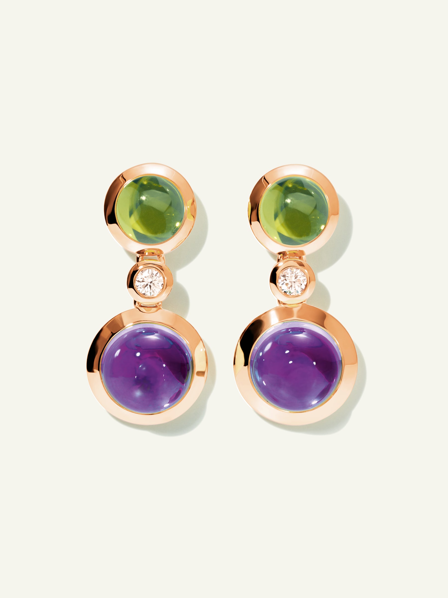 BOUTON 2 Cabochons Ohrringe in 'Aurora' mit Diamanten