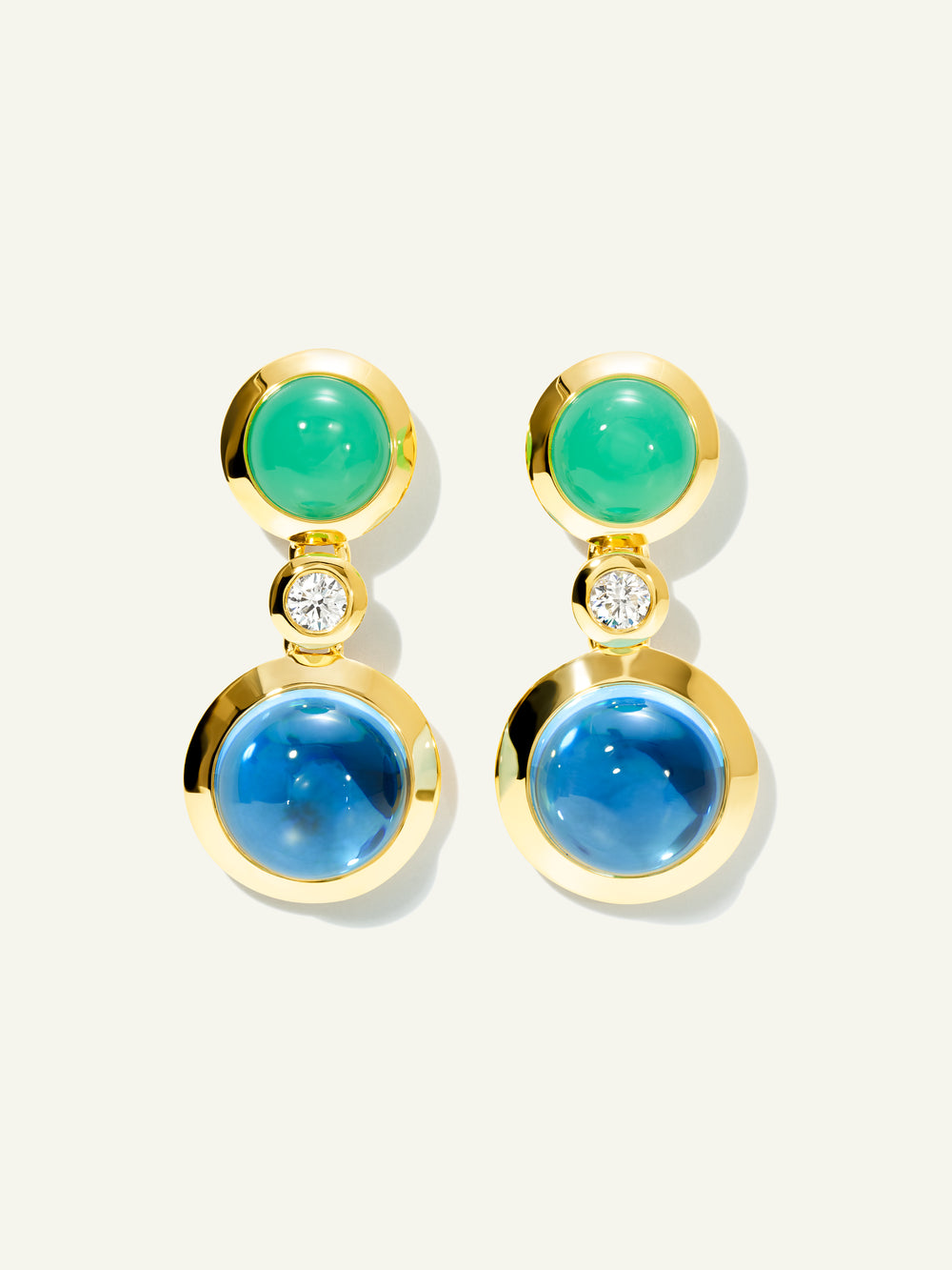BOUTON 2 Cabochons Ohrringe in 'Lagoon' mit Diamanten