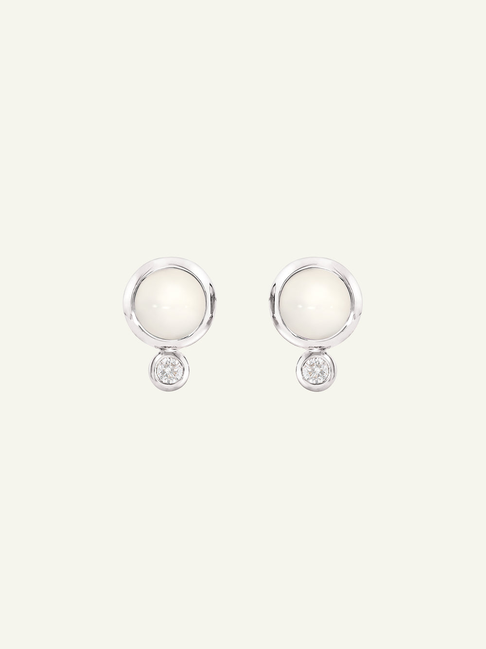 Earrings BOUTON Moonstone sand/white / Classic sand Mondstein