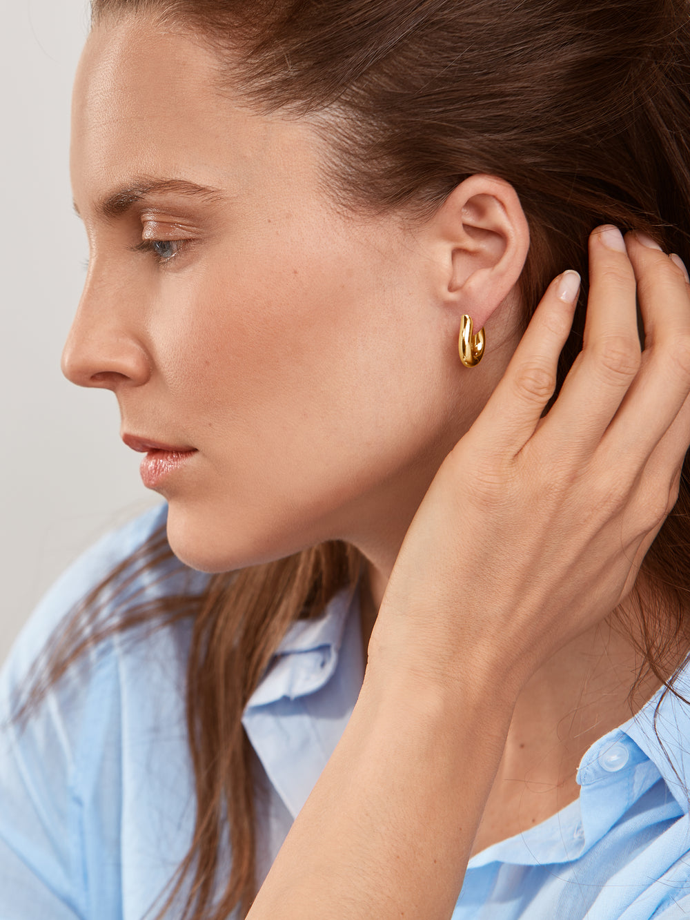 SIGNATURE Earrings Hoop medium 18K Gelbgold