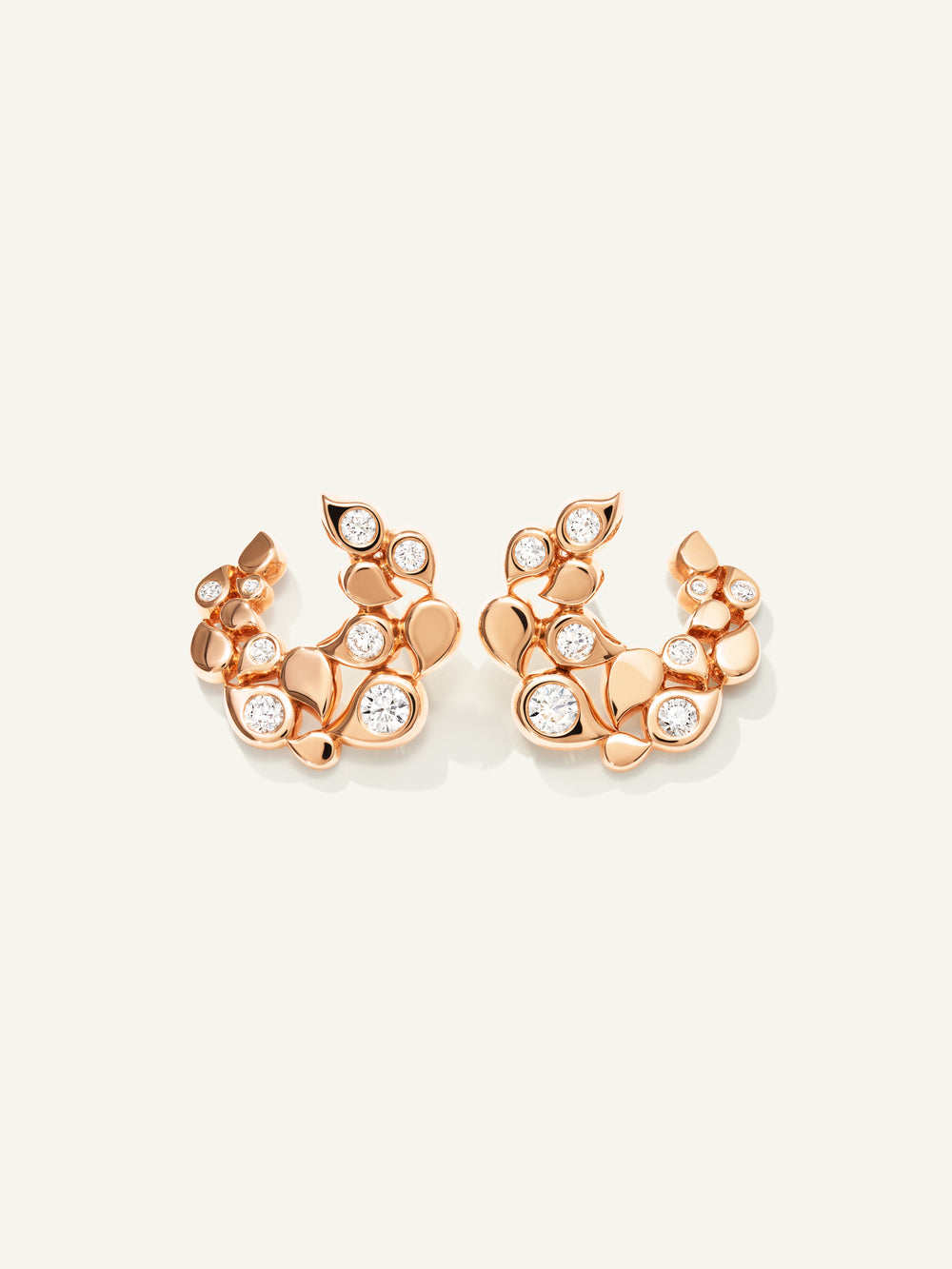 SNOWFLAKES Alternating Hoop Ohrringe in 'Classic'