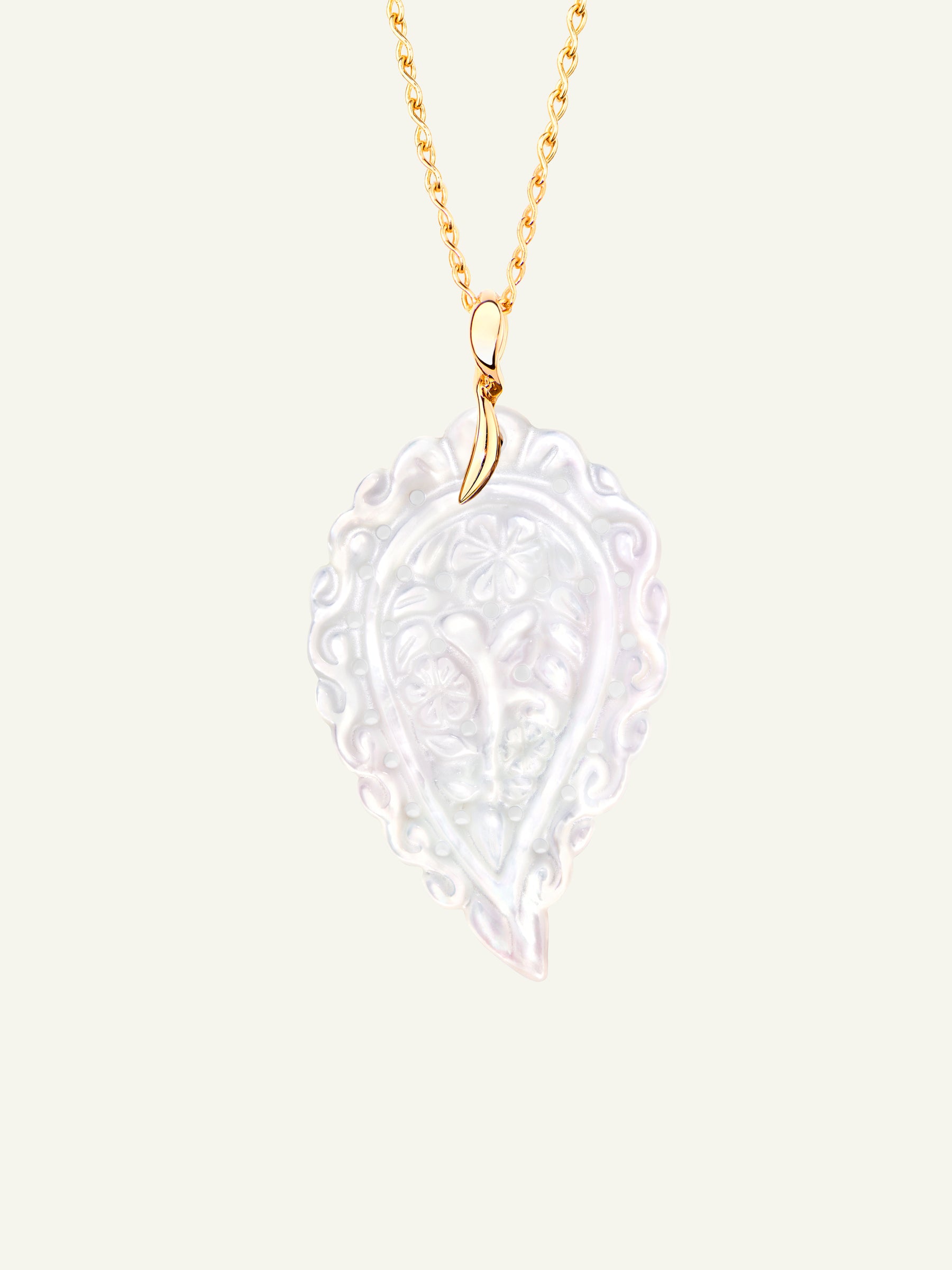 INDIA Large Pendant with Mother of Pearl