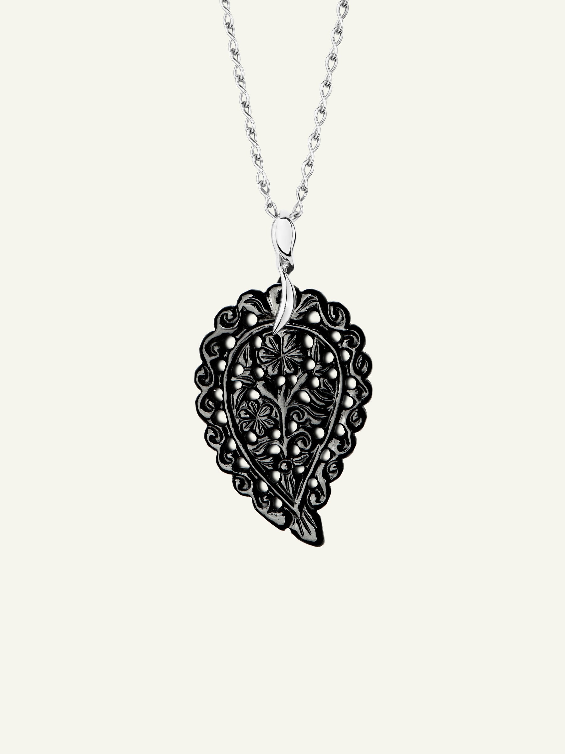 Pendant INDIA medium Black Onyx