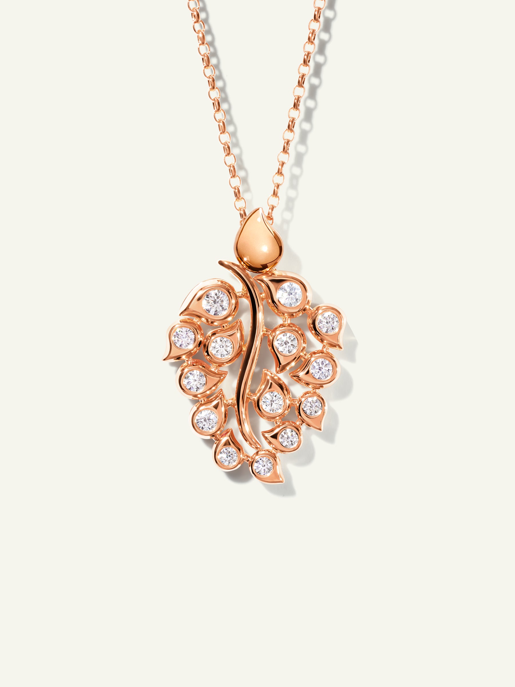 SNOWFLAKES Leaf Pendant in 'Classic' / 'Candy'