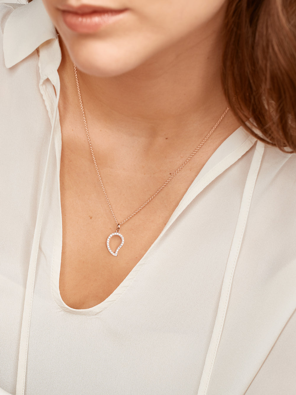 Pendant SIGNATURE small Diamond Pavé mit Diamant Pavé