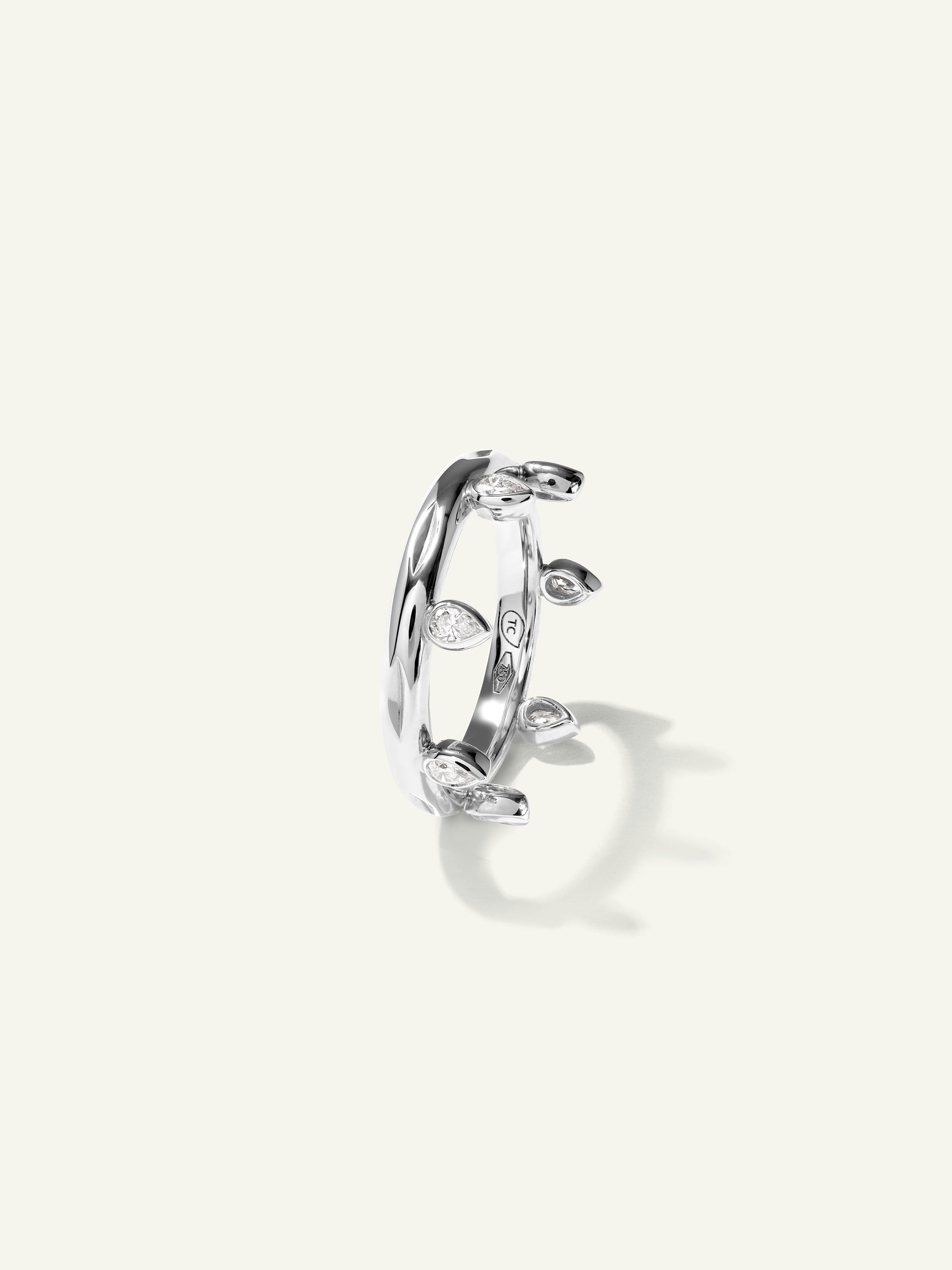 GYPSY Crown Drop Cut Ring in 'Classic'