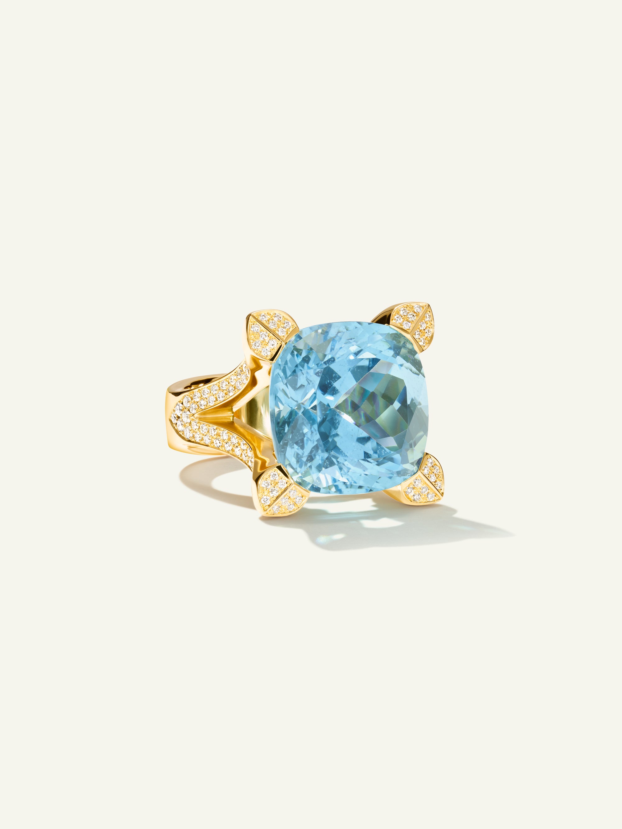 LILY Solitaire Ring mit Aquamarin