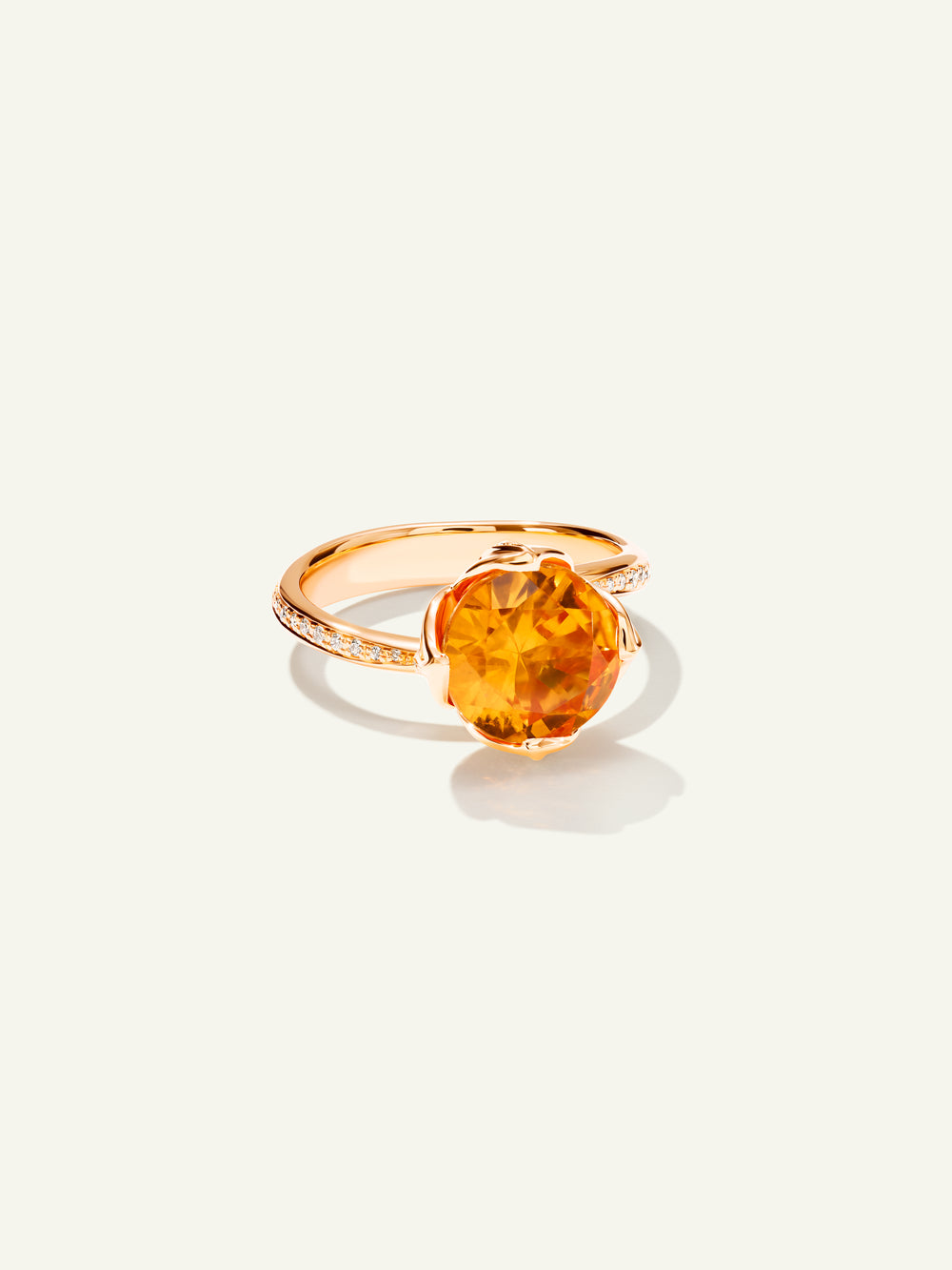 R-TUL-Man3.7-p-rg | TULIP Ring with Mandarin Garnet