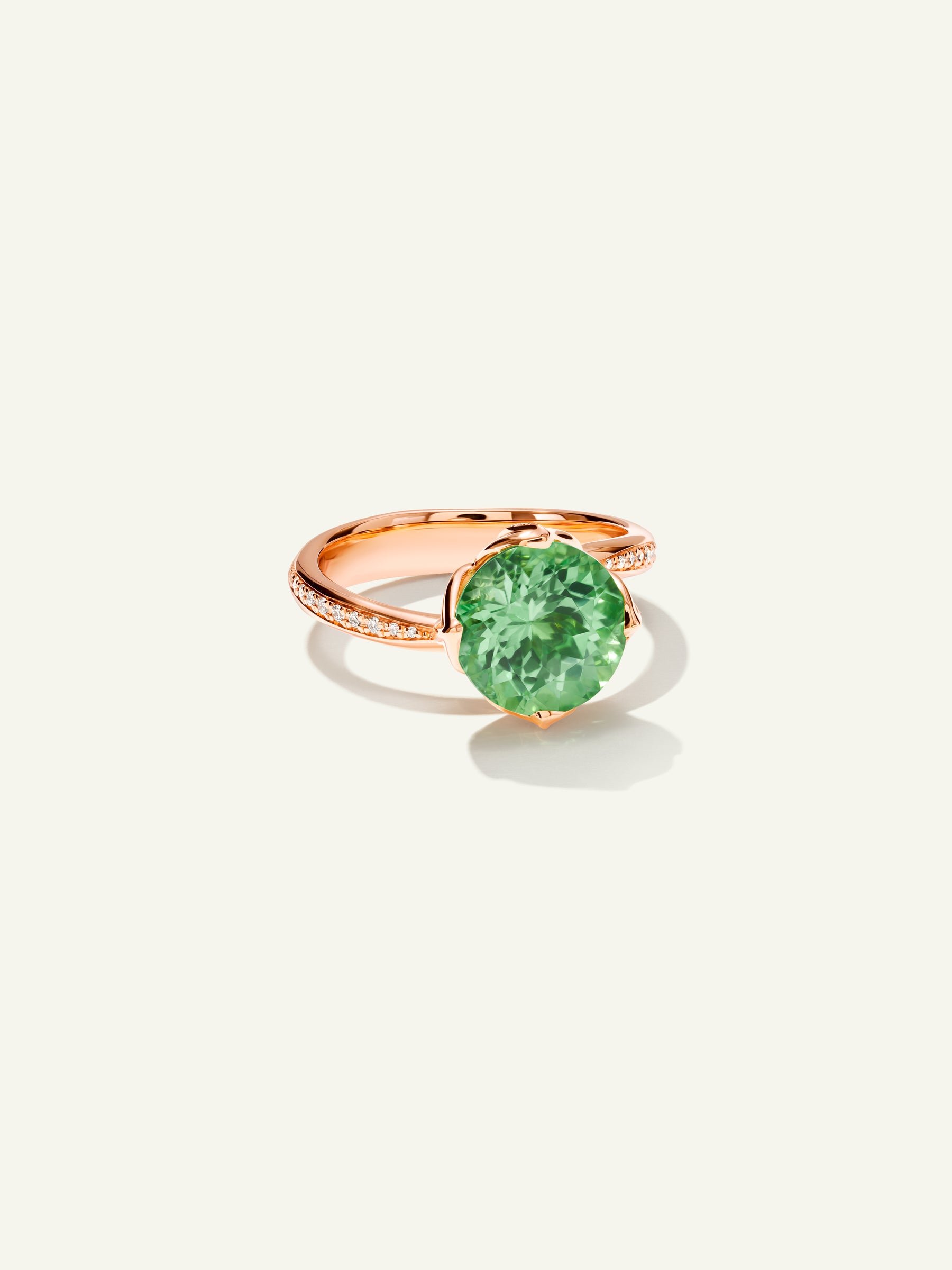 TULIP Ring with Mint Tourmaline