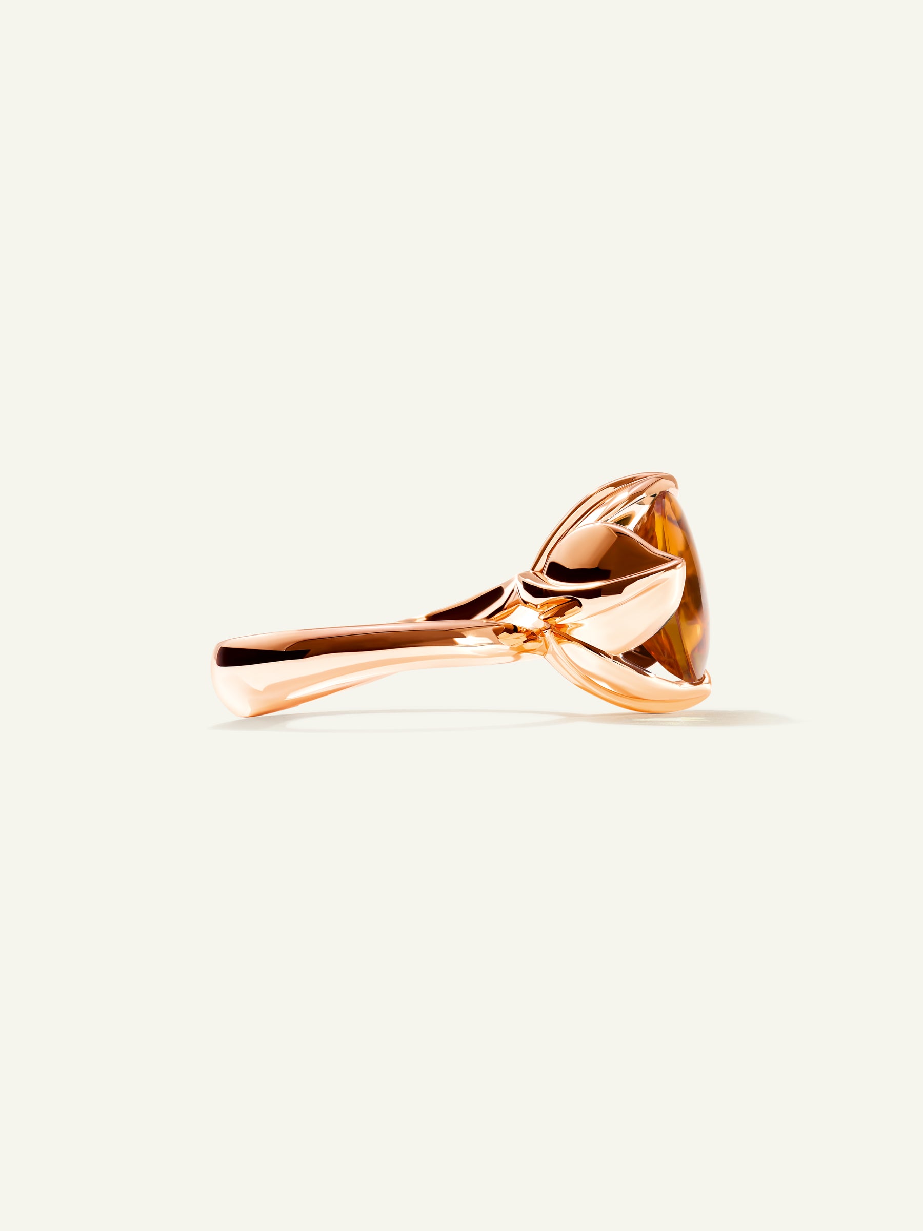 TULIP Large Ring with Citrine