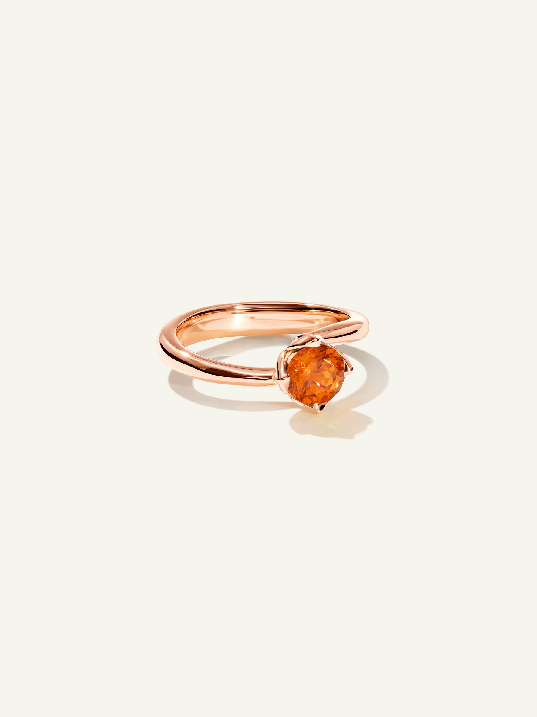 TULIP Ring XS with Mandarin Garnet