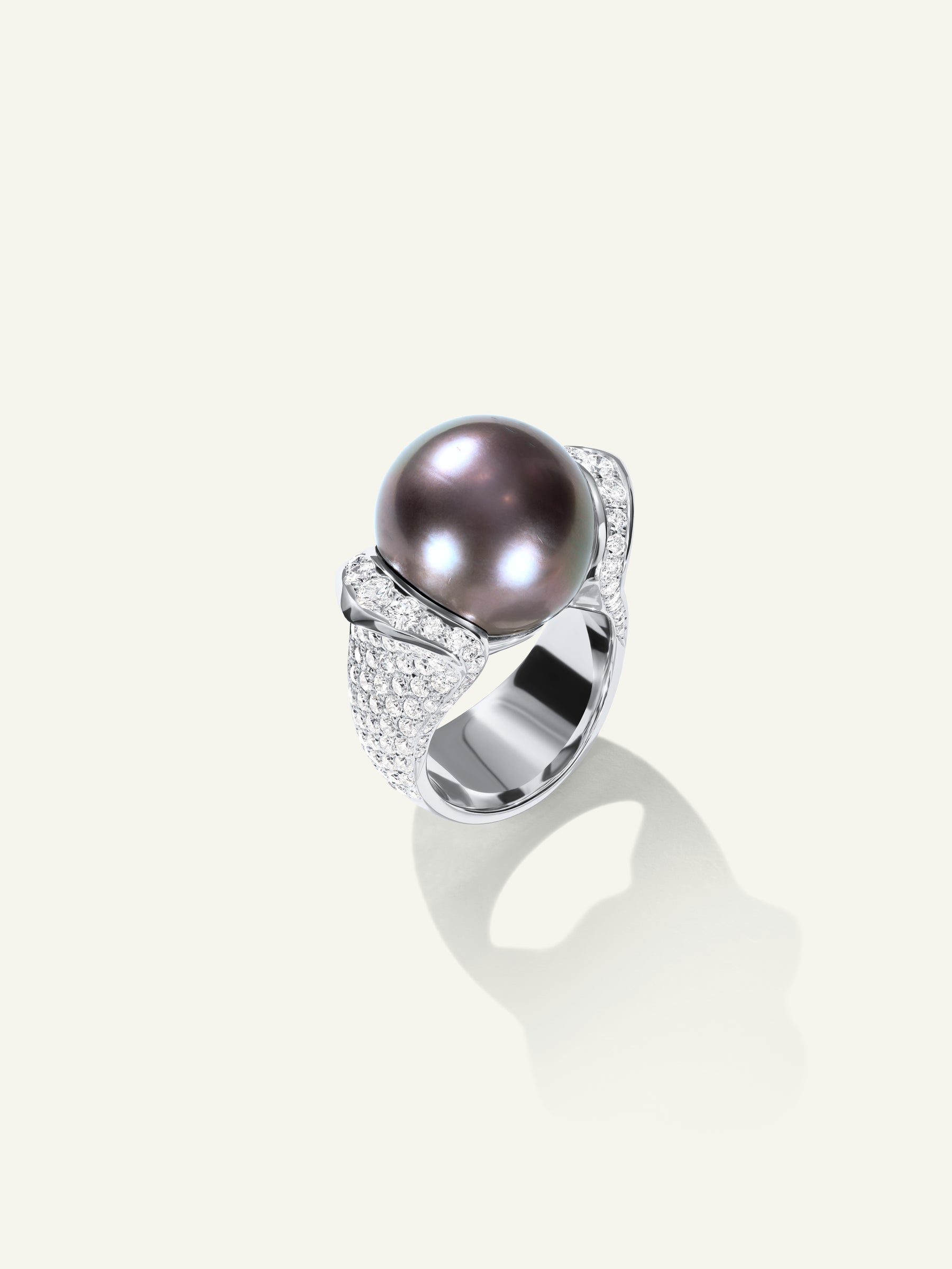 R-Tah-17.00-p-wg | Tahitian Pearl Large Ring